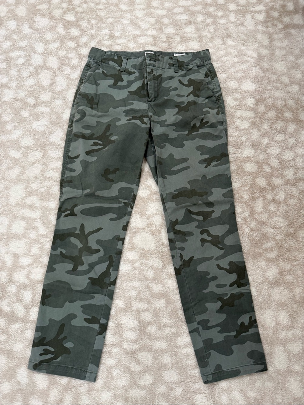 GAP Women’s Camo Straight-Leg Jeans - Gray & Green